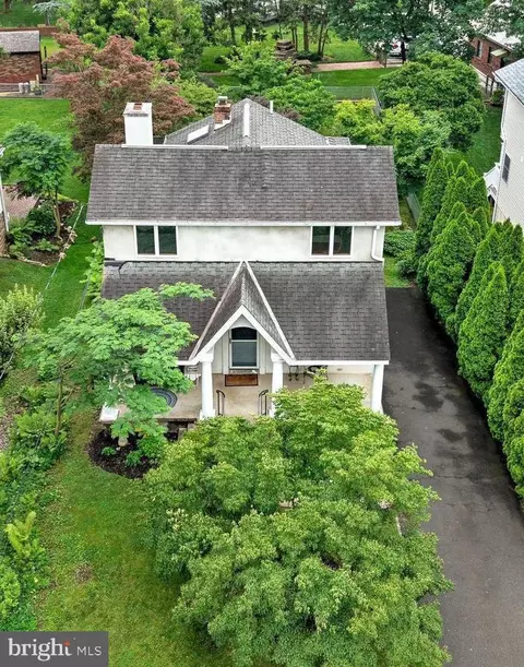 20 Grove Ave, Flourtown, PA 19031