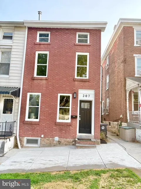 207 E 8th Ave, Conshohocken, PA 19428