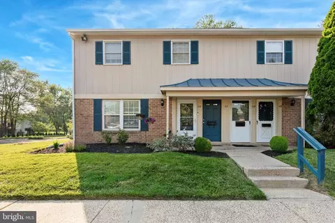 119 Shannon Dr, North Wales, PA 19454
