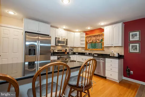 643 Crestwood Rd, Wayne, PA 19087 photo 5