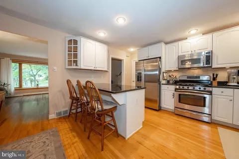 643 Crestwood Rd, Wayne, PA 19087 photo 9
