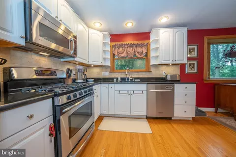 643 Crestwood Rd, Wayne, PA 19087 photo 6