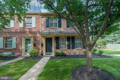 27 Roboda Blvd, Royersford, PA 19468
