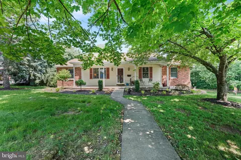 136 Main St, Red Hill, PA 18076