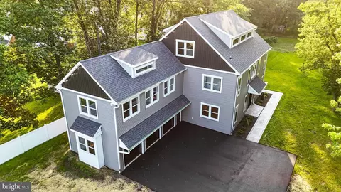 1231 Lower State Rd, North Wales, PA 19454