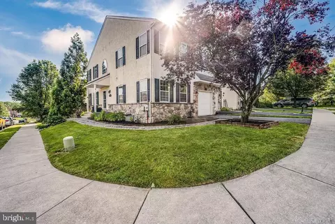 1579 Laura Ln, Pottstown, PA 19464