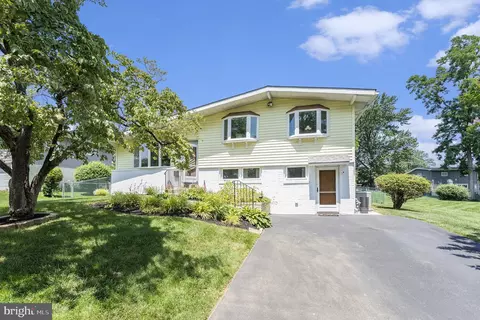 2108 Sierra Rd, Plymouth Meeting, PA 19462