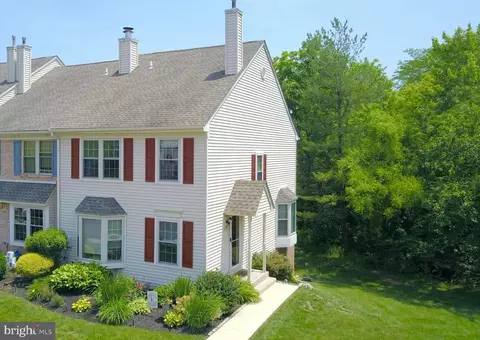 1263 Maple Glen Cir, Pottstown, PA 19464