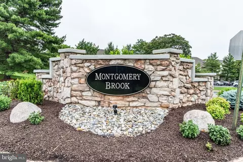 1811 Foxmeadow Cir #CONDO 1811, Royersford, PA 19468