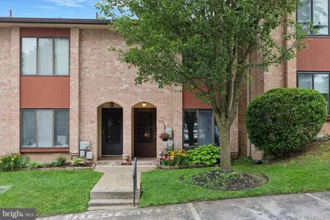 905 Stonybrook #905, Norristown, PA 19403