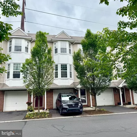 27 Cameron Ct #27, Royersford, PA 19468