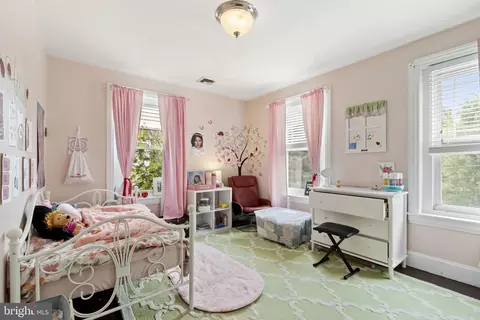 Bedroom - 33 Waverly Rd, Wyncote, PA 19095 photo 1 of 5