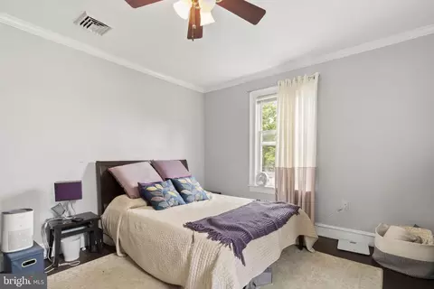 Bedroom - 33 Waverly Rd, Wyncote, PA 19095 photo 2 of 5