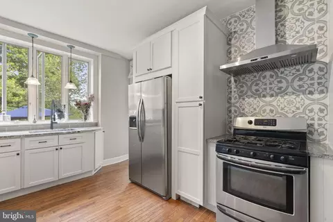 Kitchen - 33 Waverly Rd, Wyncote, PA 19095 photo 3 of 3