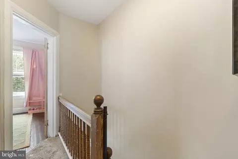 Entry Way - 33 Waverly Rd, Wyncote, PA 19095 photo 2 of 2