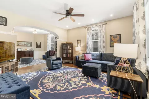 Living - 33 Waverly Rd, Wyncote, PA 19095 photo 1 of 1