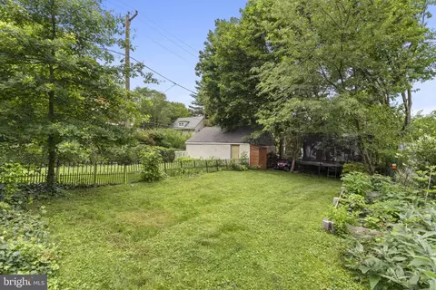 Exterior - 33 Waverly Rd, Wyncote, PA 19095 photo 6 of 7