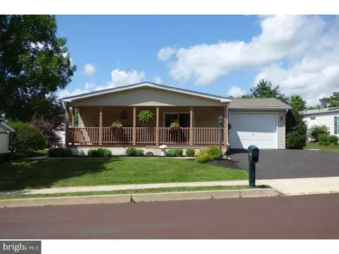 277 W 4th St, Red Hill, PA 18076