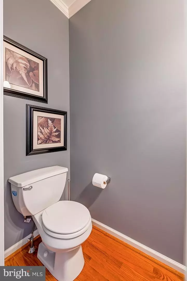 Bath - 1506 Cloverhill Rd, Pottstown, PA 19464 photo 1 of 5