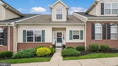 2146 Hidden Meadows Ave, Pennsburg, PA 18073