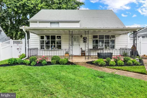 349 W Chestnut St, Pottstown, PA 19464