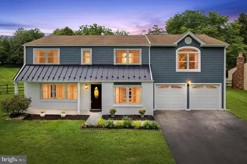 4133 Dana Ln, Lafayette Hill, PA 19444