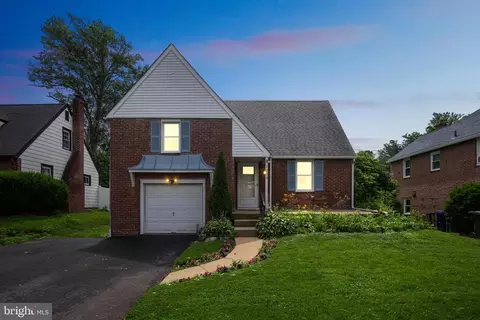 1233 East Ave, Abington, PA 19001