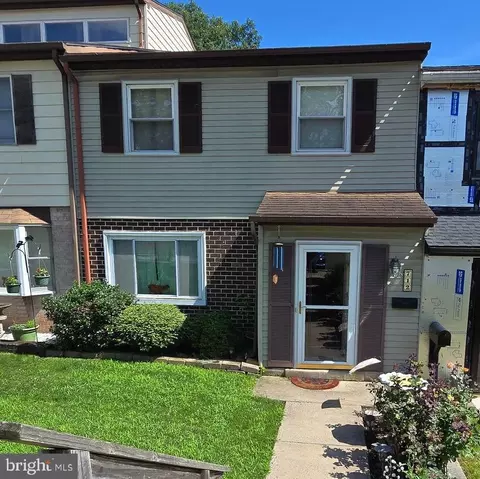 712 Hamilton Rd, East Greenville, PA 18041