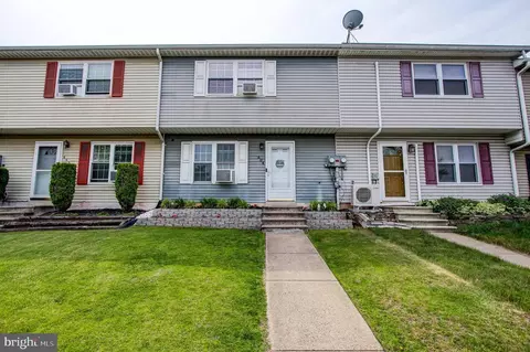 604 Morris Rd, East Greenville, PA 18041