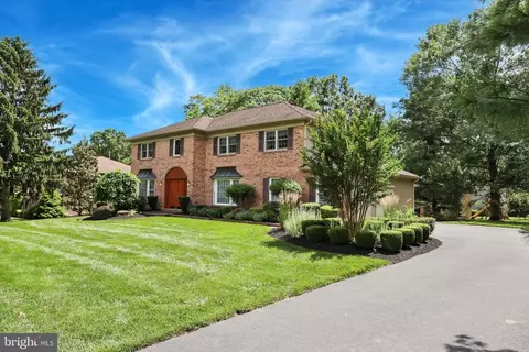 15 Beth Dr, Ambler, PA 19002