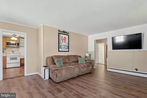 2815 Kentner Rd, Hatboro, PA 19040 photo 6