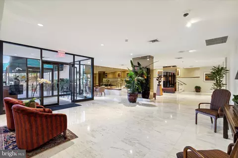 8302 Old York Rd #B-44, Elkins Park, PA 19027
