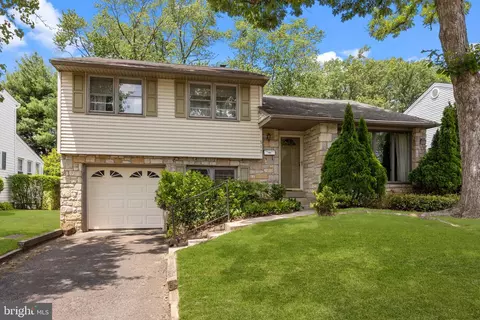517 Inman Ter, Willow Grove, PA 19090