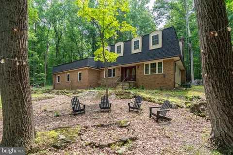 284 Whites Mill Rd, Green Lane, PA 18054