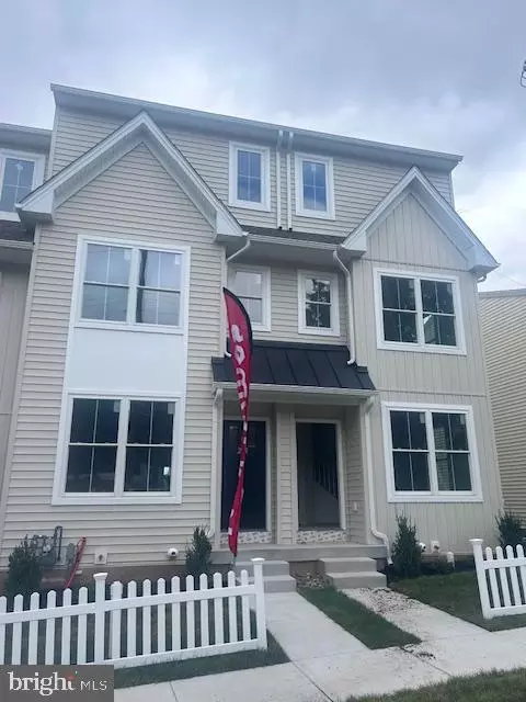 227 2nd Ave #6, Royersford, PA 19468