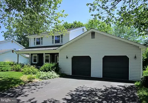 2466 Jean Dr, Hatfield, PA 19440
