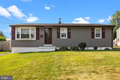 308 Edgley Ave, Horsham, PA 19044