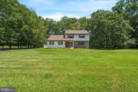 13 Virginia Ln, Horsham, PA 19044