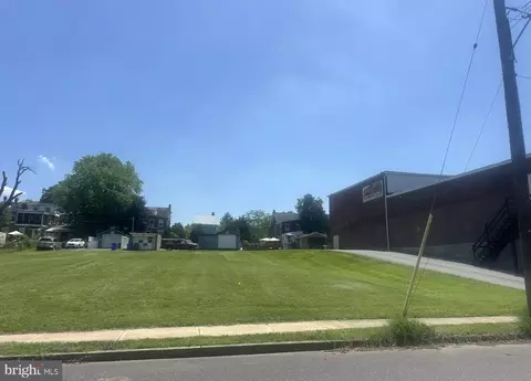 794 Spruce St, Pottstown, PA 19464