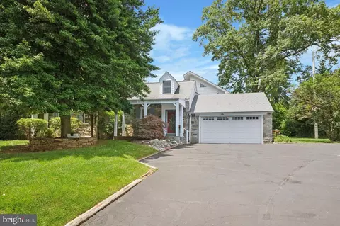 2440 Walton Rd, Huntingdon Valley, PA 19006