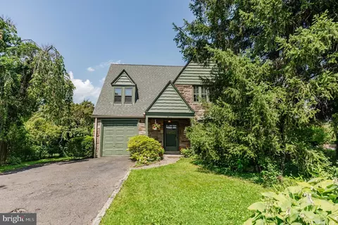 911 Church Rd, Oreland, PA 19075