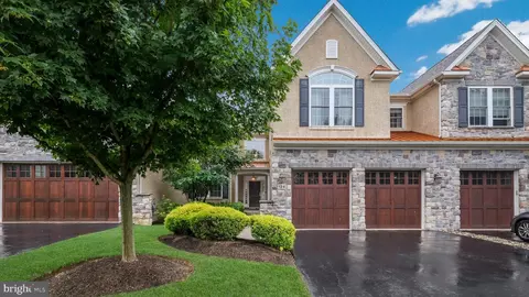 124 Carriage Ct, Plymouth Meeting, PA 19462