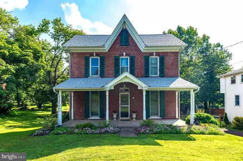 1567 Salford St, Salford, PA 18957