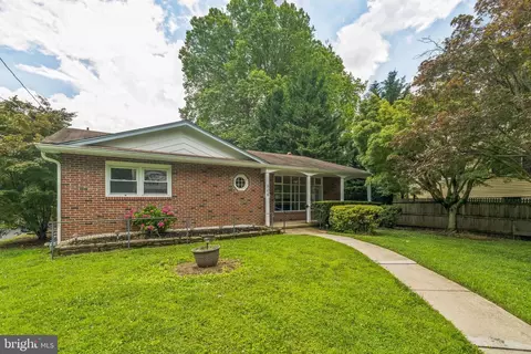 906 Campbell Ln, Wyndmoor, PA 19038