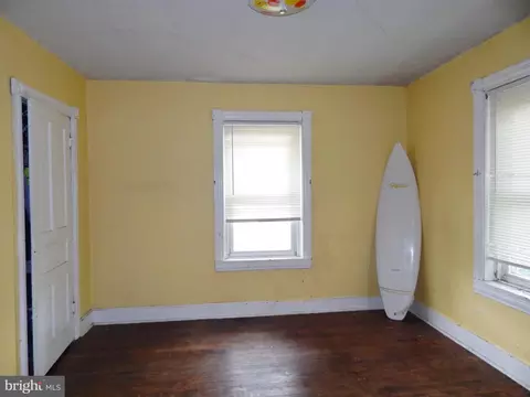 Bedroom - 11 North Ave, Wyncote, PA 19095 photo 2 of 2