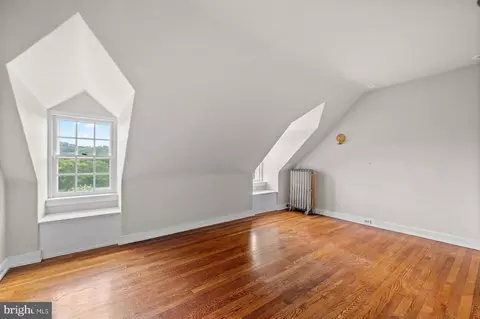 Bedroom - 1266 Gulph Creek Dr, Wayne, PA 19087 photo 10 of 13
