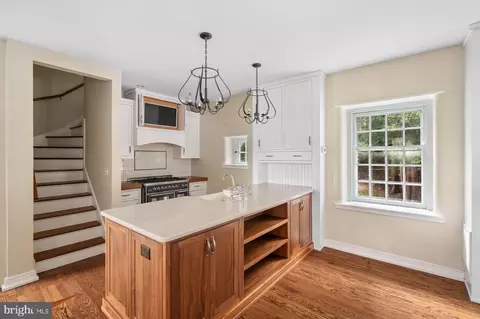 Kitchen - 1266 Gulph Creek Dr, Wayne, PA 19087 photo 3 of 3