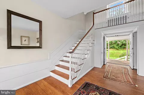 Entry Way - 1266 Gulph Creek Dr, Wayne, PA 19087 photo 5 of 9