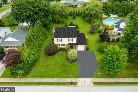 1909 Davis Dr, Eagleville, PA 19403