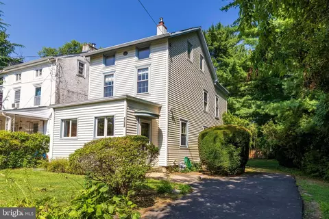 7834 Old York Rd, Elkins Park, PA 19027